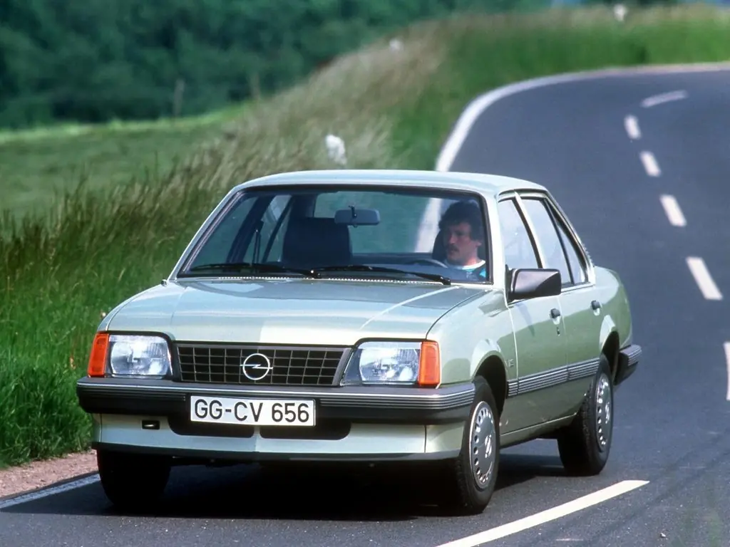 Opel Ascona 3 поколение, рестайлинг, седан (10.1984 - 07.1986)